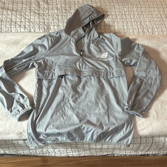New Balance Grey Anorak Pullover - Picture 1 of 3